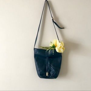 Vintage Navy Leather Shoulder/Bucket Bag